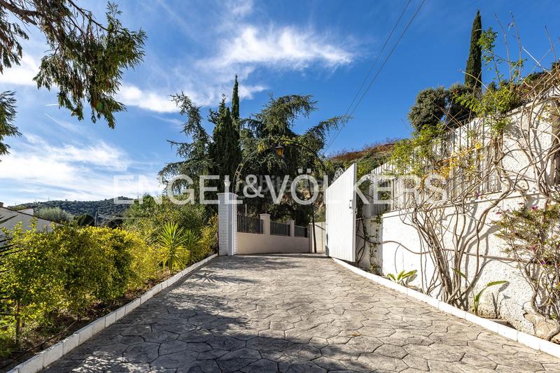 Foto e14b213d-31e5-4da1-bfea-2bf0667b019b. Maison avec chauffage parking piscine dans Alella