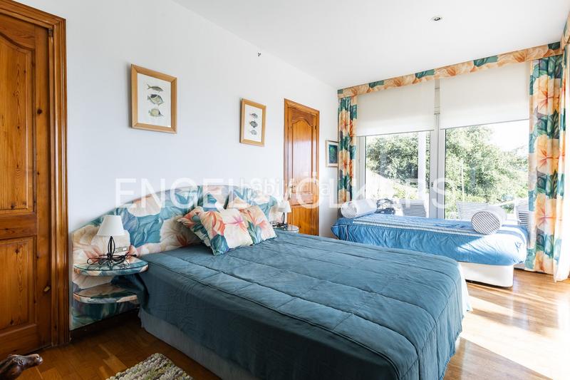 Foto eaf45c17-2a84-42e5-be8c-b7e378ac3f88. Maison avec chauffage parking piscine dans Alella