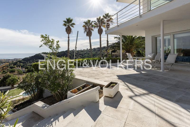 Foto ec52f0fb-74f5-4893-906e-f3b849914cb3. Maison avec chauffage parking piscine dans Alella