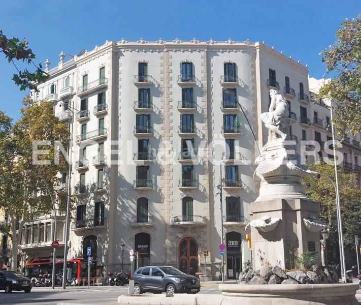 Foto 9b4ebabf-2038-44d9-84f7-3e5464cd8461. Alquiler apartamento bonito piso en eixample dreta en Barcelona
