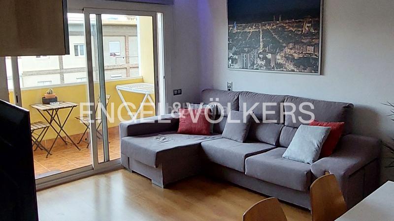 Foto 2231e5fa-e103-4542-ba68-a48fef49f418. Apartament amb calefacció a Besòs - Maresme Barcelona