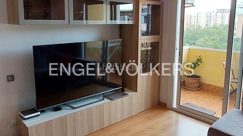 Foto bef827c3-c73c-4a9f-9590-823fe0396321. Apartament amb calefacció a Besòs - Maresme Barcelona