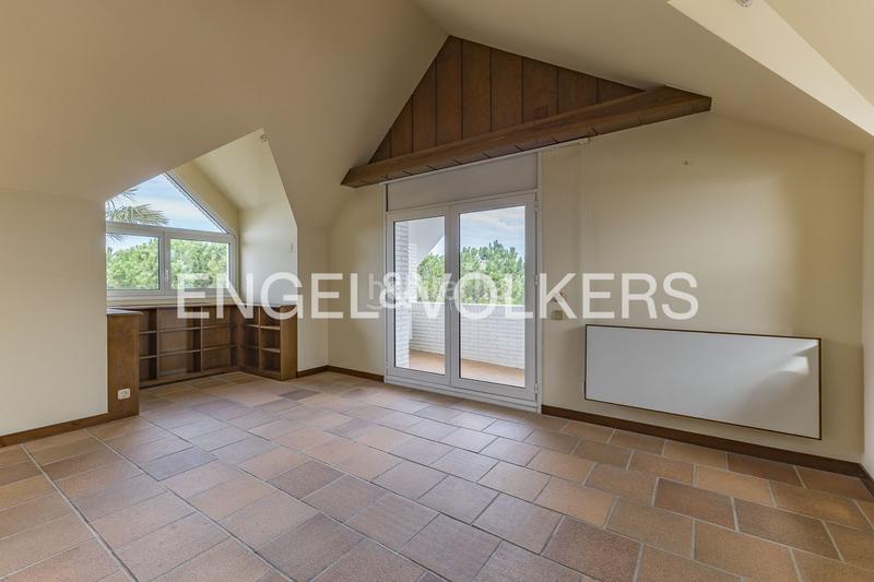 Foto 26ef9d50-f2d2-4d8f-ab57-a6c6bb10fe7c. Affitto casa con riscaldamento parcheggio piscina in Sitges