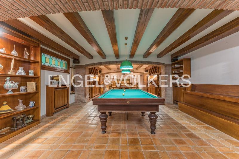 Foto 4948f5c7-3a76-4b1a-9b99-01b180cd2d1b. Affitto casa con riscaldamento parcheggio piscina in Sitges