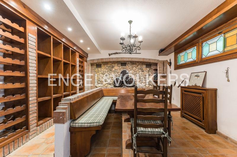 Foto 825a63b6-d026-4bd5-8bf9-632875b26a97. Affitto casa con riscaldamento parcheggio piscina in Sitges