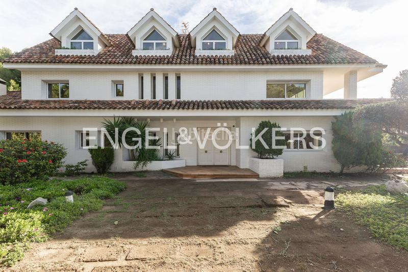 Foto 31d218c4-3e5c-4cbe-ae00-1e8ecbf26b4c. Rent house with heating parking pool in Can Girona - Terramar - Vinyet Sitges