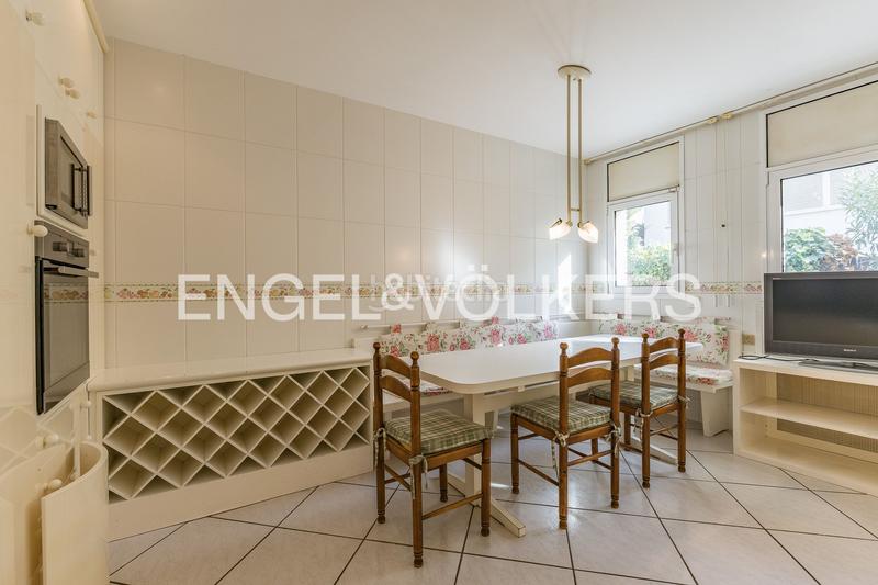 Foto 4e3b3127-4ee5-4f69-93de-89fbe76dec2e. Rent house with heating parking pool in Can Girona - Terramar - Vinyet Sitges