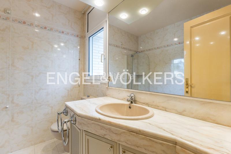 Foto 6e9d0290-66e6-458b-a2de-8f8c89a5126f. Rent house with heating parking pool in Can Girona - Terramar - Vinyet Sitges