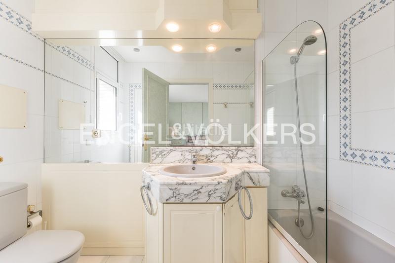 Foto 934422c0-83c2-4320-84e5-0f346f64b8ee. Rent house with heating parking pool in Can Girona - Terramar - Vinyet Sitges