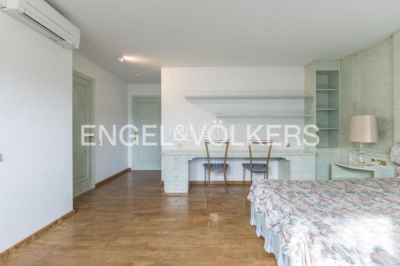 Foto e8d58641-d29c-4861-9d33-303747914752. Rent house with heating parking pool in Can Girona - Terramar - Vinyet Sitges