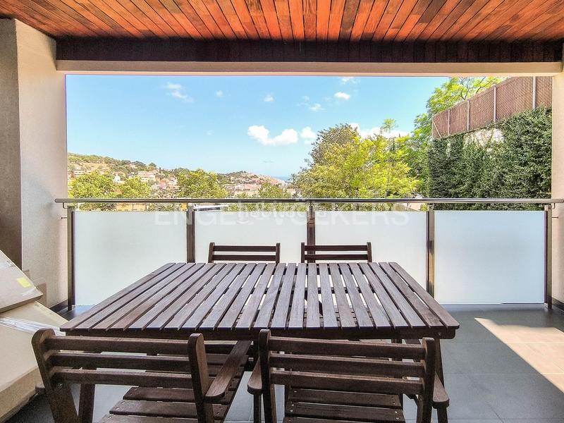 Foto 54084fb5-8df4-45d6-b681-a174c4d8c6d3. Location appartement avec chauffage parking piscine dans Barcelona