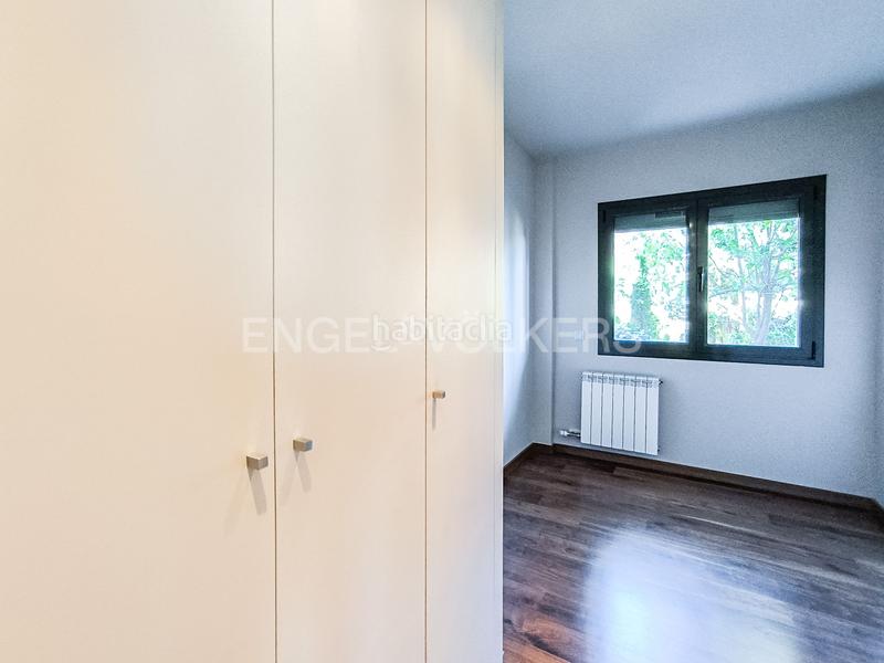 Foto 7b624d06-78f1-448f-9c6d-04b54597a40e. Location appartement avec chauffage parking piscine dans Barcelona