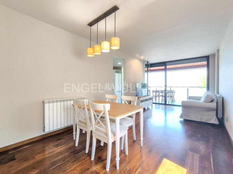 Foto ce470194-7f59-4a82-ae2e-a5544f8f5c0f. Location appartement avec chauffage parking piscine dans Barcelona