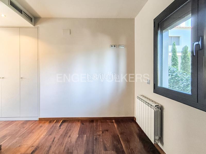 Foto 04d2b579-42ce-4d65-bf18-fb4c28ecaf77. Miete appartement mit heizung parking pool in Vallcarca - Penitents Barcelona