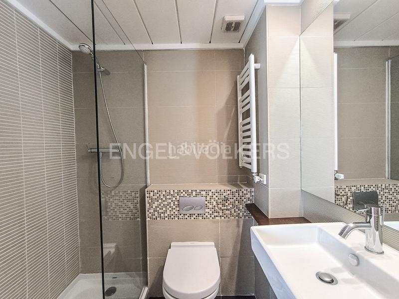 Foto ba30e465-66d1-4342-ac29-a604fd9308cb. Miete appartement mit heizung parking pool in Vallcarca - Penitents Barcelona