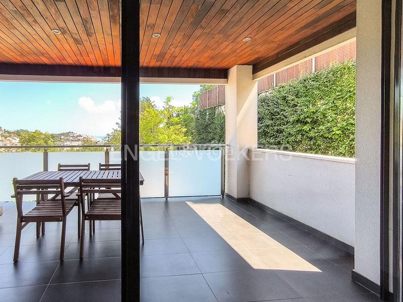 Foto d1334aa8-6d41-4641-81f3-9cb48fda4516. Miete appartement mit heizung parking pool in Vallcarca - Penitents Barcelona