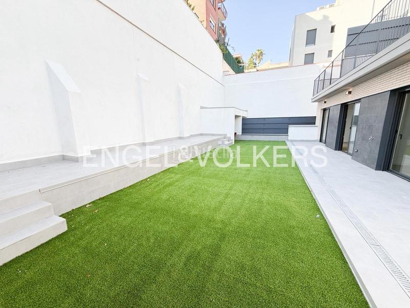 Foto 44d2525d-6f1e-4881-b361-703790eb431c. Alquiler apartamento planta baja en alquiler en gunardo en Barcelona