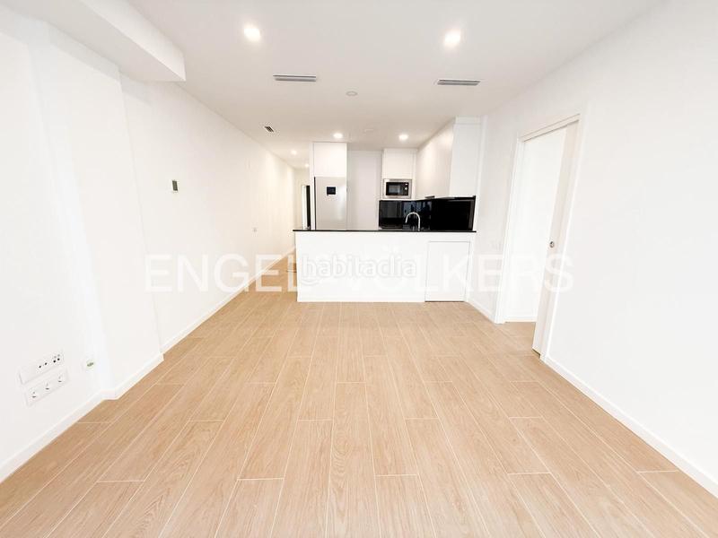 Foto 993707d1-8f9b-4e89-b69c-6e827c0f443e. Lloguer apartament amb calefacció a La Font d´en Fargues Barcelona