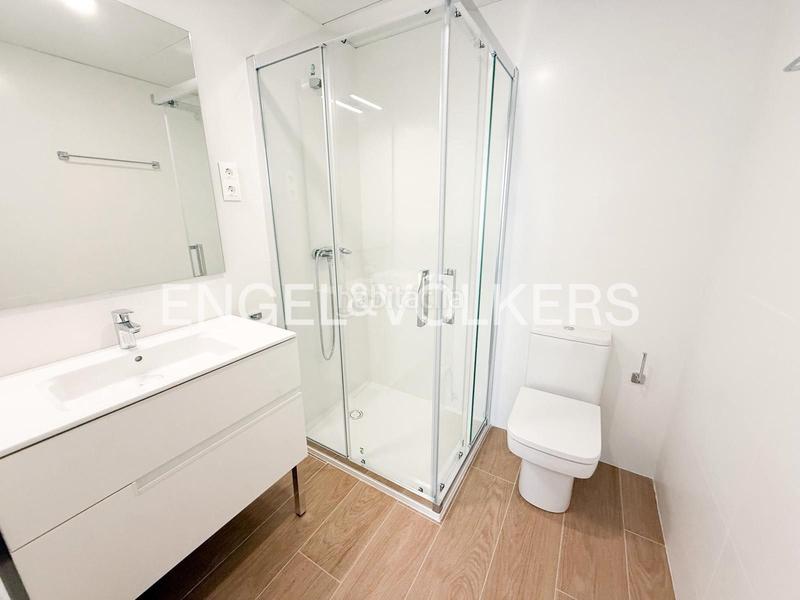 Foto ce68ca0c-c143-44aa-adeb-107a69b8e173. Lloguer apartament amb calefacció a La Font d´en Fargues Barcelona