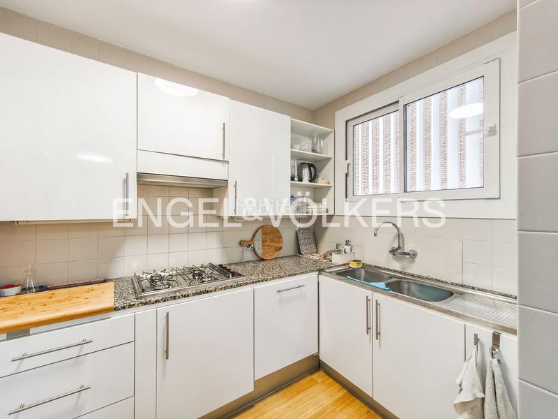 Foto 201a5ce3-8cd4-4346-88b5-9115a20ac2d7. Lloguer apartament amb calefacció aparcament a Tres Torres Barcelona