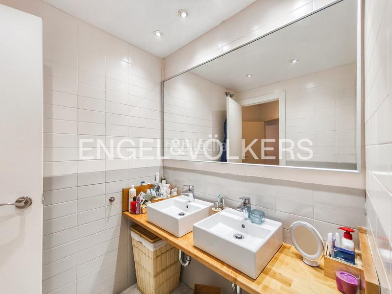 Foto e0c05c12-a31a-4c1c-b821-8525490845f5. Miete appartement mit heizung parking in Tres Torres Barcelona