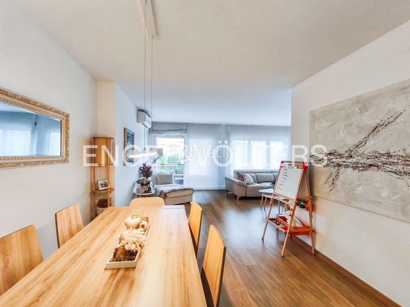 Foto f398f0a8-f618-425a-9ccc-81ae66f2e817. Rent apartment with heating parking in Tres Torres Barcelona