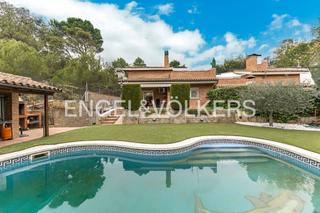 Casa in Sesoliveres-Pla de la Massa. Espléndida casa en igualada en sesoliveres pla de la massa