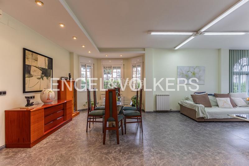 Foto 35823416-0855-4ba9-902d-ffe7c8b7f43a. Maison avec chauffage parking piscine dans Can Font-Ca n'Avellaneda Castellar del Vallès