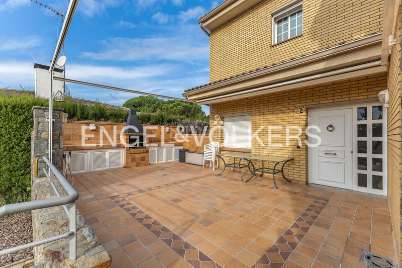 Foto 62d3f421-0a09-43a4-af04-9951a47660d8. Maison avec chauffage parking piscine dans Can Font-Ca n'Avellaneda Castellar del Vallès