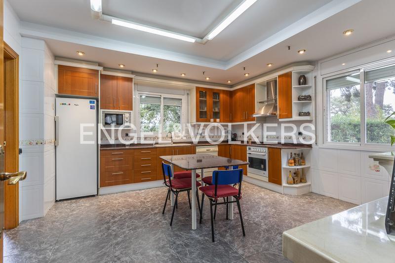 Foto a0c19620-8de2-4c42-a830-d1efcf53bb3b. Maison avec chauffage parking piscine dans Can Font-Ca n'Avellaneda Castellar del Vallès