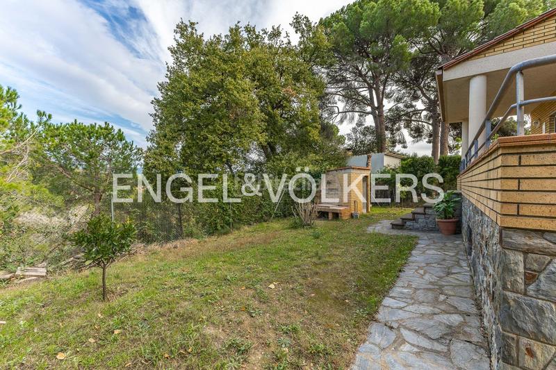 Foto c123d978-28de-4818-97f9-0b58eb09cbdd. Maison avec chauffage parking piscine dans Can Font-Ca n'Avellaneda Castellar del Vallès