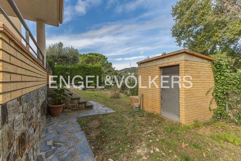 Foto c59eefce-0acc-49ea-bbf4-1a66f0909c6b. Maison avec chauffage parking piscine dans Can Font-Ca n'Avellaneda Castellar del Vallès