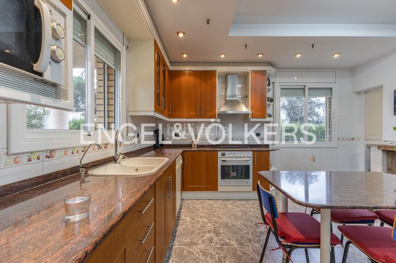 Foto e538ddcf-7761-4c8d-a464-507f7e63eba8. Maison avec chauffage parking piscine dans Can Font-Ca n'Avellaneda Castellar del Vallès