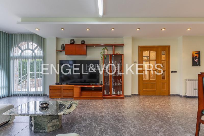 Foto f807453b-e8c2-458c-8ea5-8993abad3743. Maison avec chauffage parking piscine dans Can Font-Ca n'Avellaneda Castellar del Vallès