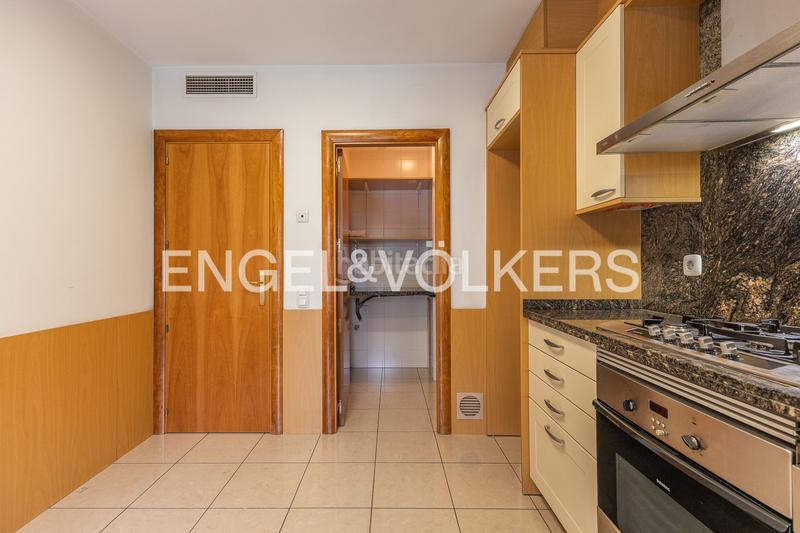 Foto 15a5ea1d-b243-4b15-9cb0-49720f47b7d6. Appartement avec chauffage parking dans Centre Sabadell