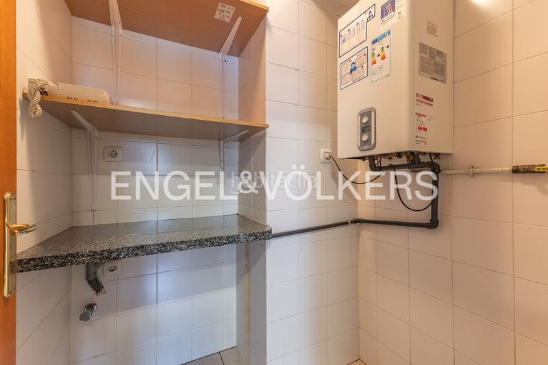 Foto 58dc6aeb-ce36-426c-afb0-48288f90efac. Appartement avec chauffage parking dans Centre Sabadell