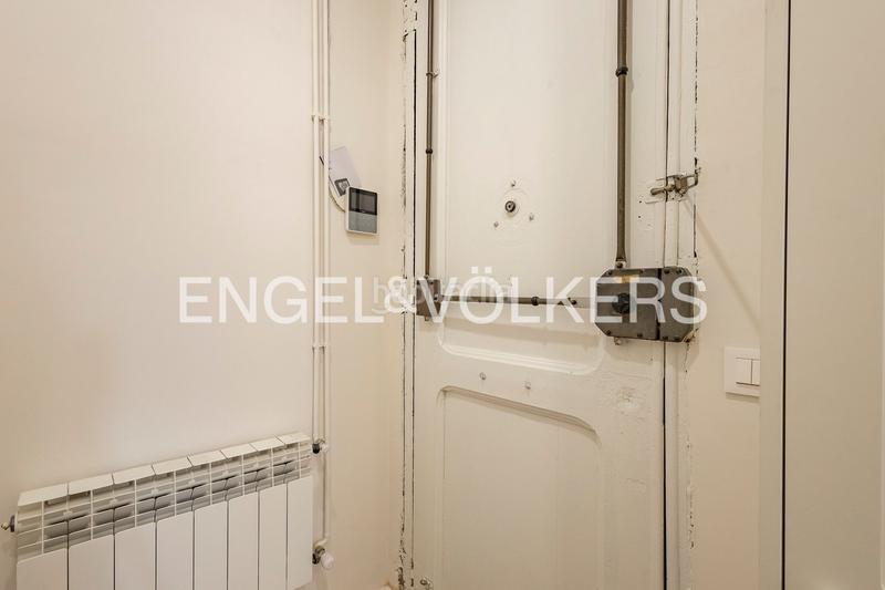 Foto 5cd814b0-20cb-4ba1-a254-220048f801b6. Penthouse with heating in Sagrada Família Barcelona