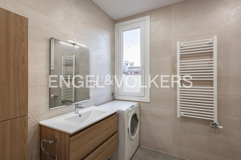 Foto b8d8e0c0-0363-4e7b-8038-7a0fe56dda06. Penthouse with heating in Sagrada Família Barcelona