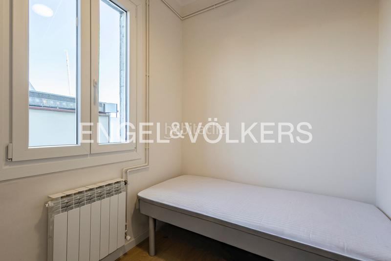 Foto ddbf4178-85fa-42bc-a6f7-86be6a2429e5. Penthouse with heating in Sagrada Família Barcelona