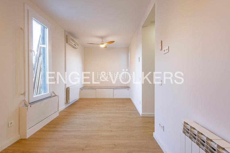 Foto e03afc24-d792-4e8d-8f63-c6367fd4313b. Penthouse with heating in Sagrada Família Barcelona