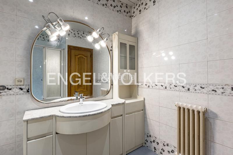 Foto 291809a5-0983-4911-ad67-cfda6aed027b. Piccolo appartamento con riscaldamento in Centre Granollers