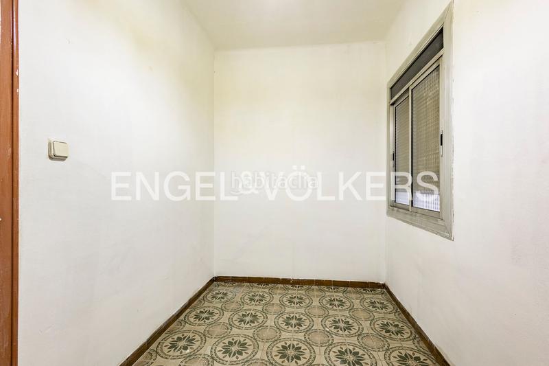 Foto c743bab8-7970-45ee-bbbe-e9a7f6ccb6b4. Piccolo appartamento con riscaldamento in Centre Esplugues de Llobregat