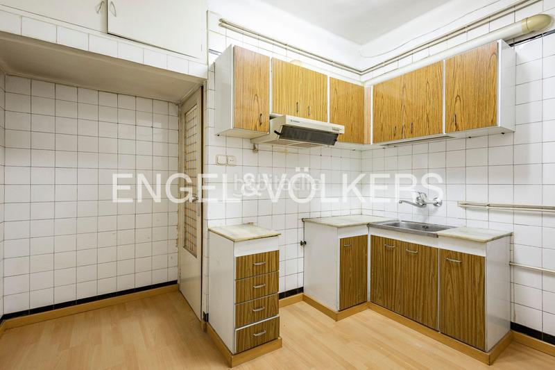 Foto f28ebb16-0162-4d3c-b500-fec2ee13effb. Piccolo appartamento con riscaldamento in Centre Esplugues de Llobregat