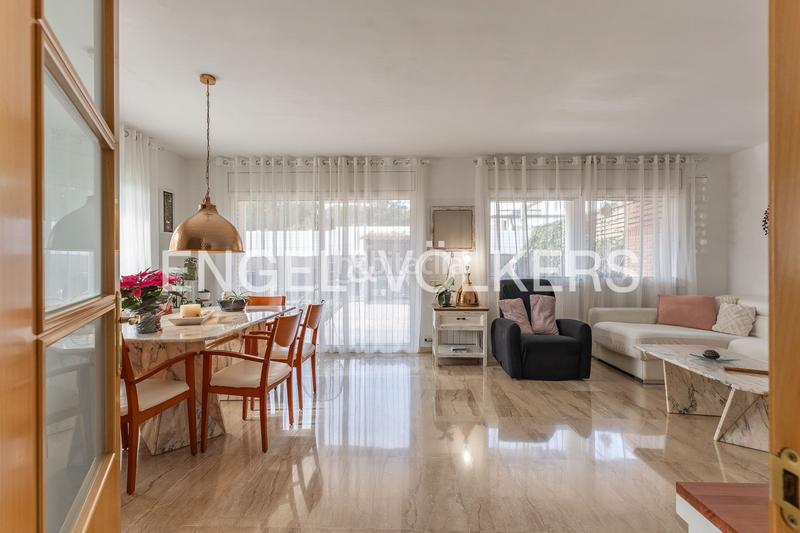 Foto d48f53a5-0526-462a-b2e7-05c0eb84e70b. Maison avec chauffage parking piscine dans Les Fonts Sant Quirze del Vallès