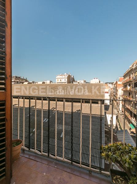 Foto 2cbb46f8-cb39-45b6-8b2b-b17096905f9a. Alquiler apartamento hermoso apartamento temporal de dos dormitorios en gracia en Barcelona