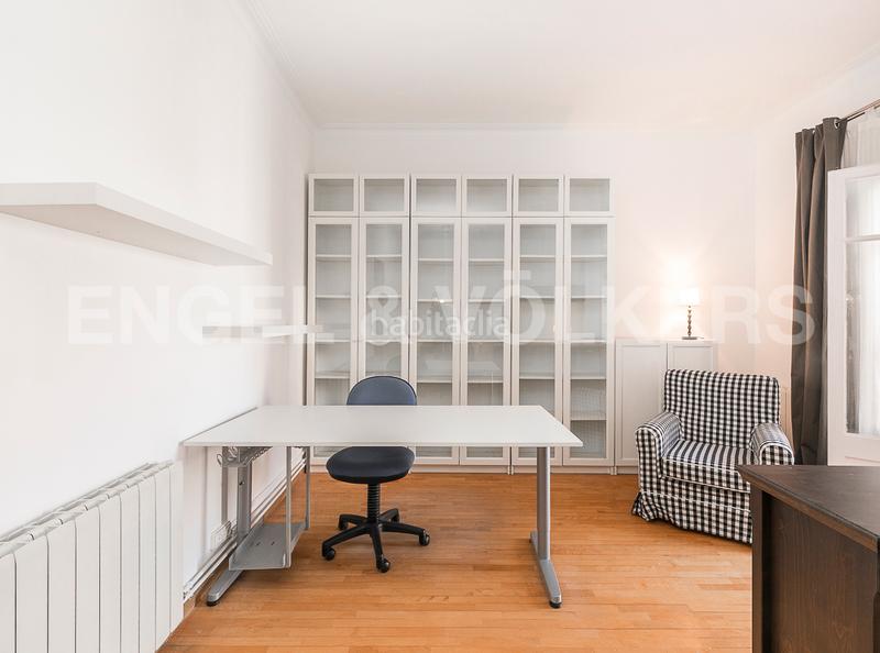 Foto 3268373d-087f-45be-ae66-e1eaae89650f. Lloguer apartament amb calefacció a Vila de Gràcia Barcelona