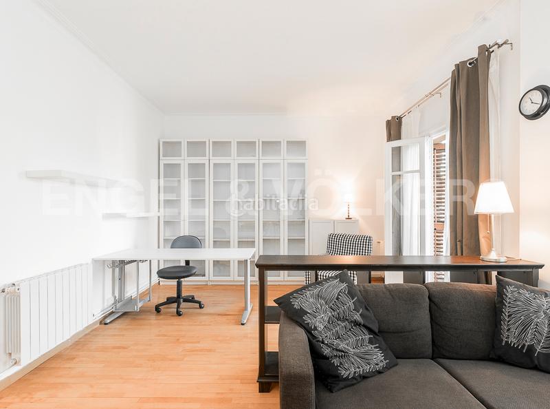 Foto 950e7bc7-6ad4-4536-8b3f-266f388c7c07. Lloguer apartament amb calefacció a Vila de Gràcia Barcelona