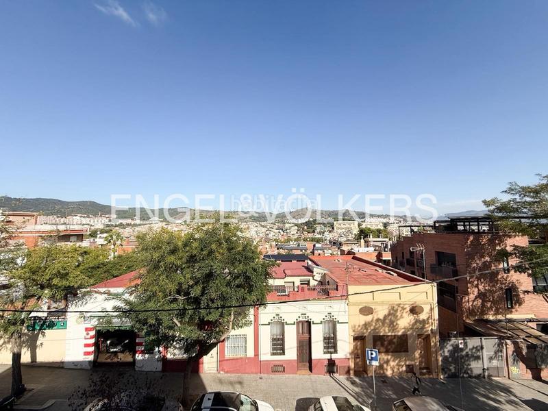 Foto 4336106b-e044-4b9e-a5fd-853c819319e3. Lloguer apartament amb calefacció a La Font d´en Fargues Barcelona