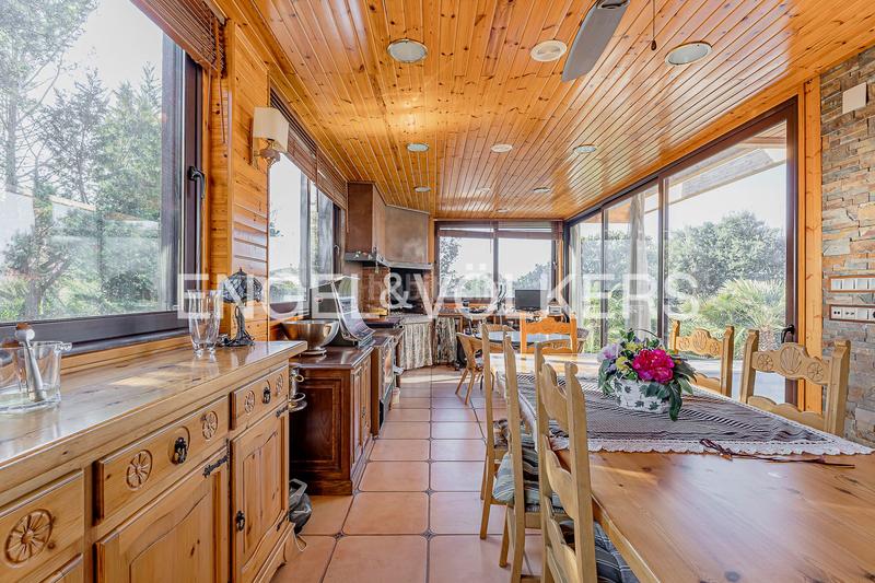 Foto 216067eb-6bf5-43fd-adfe-04cf5e02e077. Casa amb calefacció aparcament piscina a Sant Fruitós de Bages