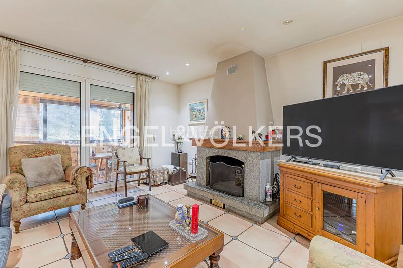 Foto 3253e49a-9da4-4640-b77e-4006b54c0778. Casa amb calefacció aparcament piscina a Sant Fruitós de Bages